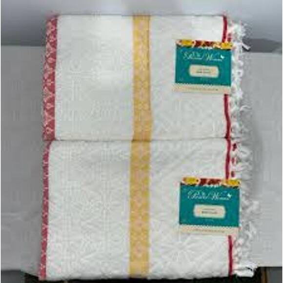 Pioneer Woman (2) Sculpted Stripe Bath 27x52 Towel 100% Cotton New! - Picture 1 of 2